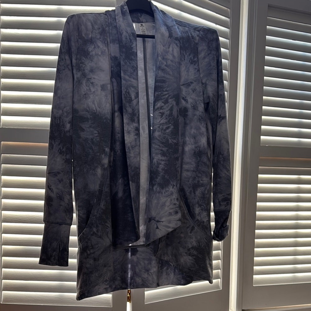 90 Degree By Reflex Black and Gray Sweatshirt with Modern Asymmetrical Cut